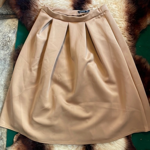 NWT Boohoo‎ Tan Midi Skirt - Picture 1 of 5